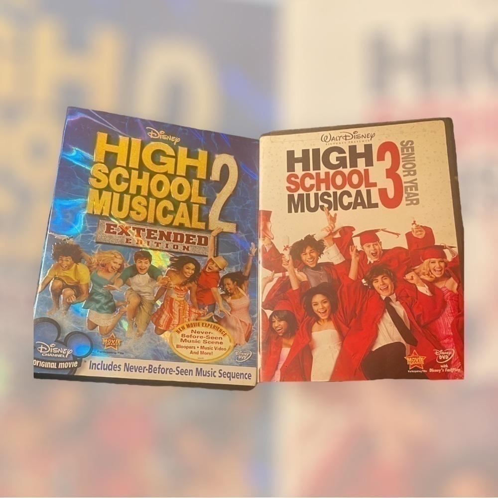 𝅺HIGH school musical DVD’s